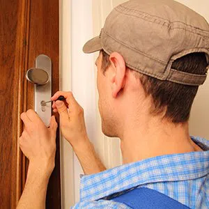 Community Locksmith Store Issaquah, WA 425-492-9196 - lock-opening